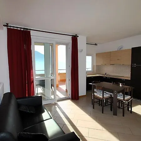 Apartment Piazzo Sleeps 4 Pool Wifi