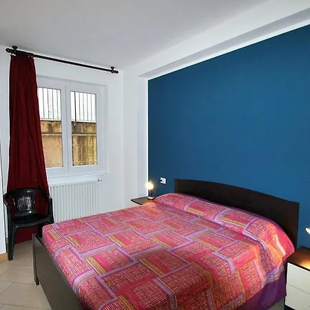 Piazzo Sleeps 4 Pool Wifi Apartment *