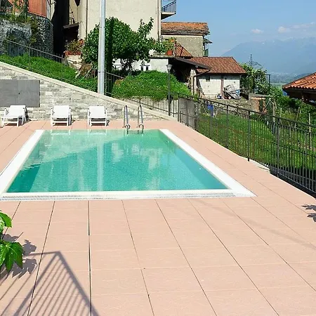 Piazzo Sleeps 4 Pool Wifi Apartment Vercana